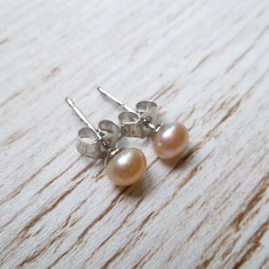 Pearl stud earrings | Pink Pearl Studs | Tiny Pearl Studs | Small stud Earrings | Peach Pink Freshwater Pearls