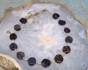 Iolite and Pearl Bracelet - Freshwater Pearl Bracelet, pretty and Delicate Bracelet, Blue Bracelet, Gemstone Bracelet, September birthstone
