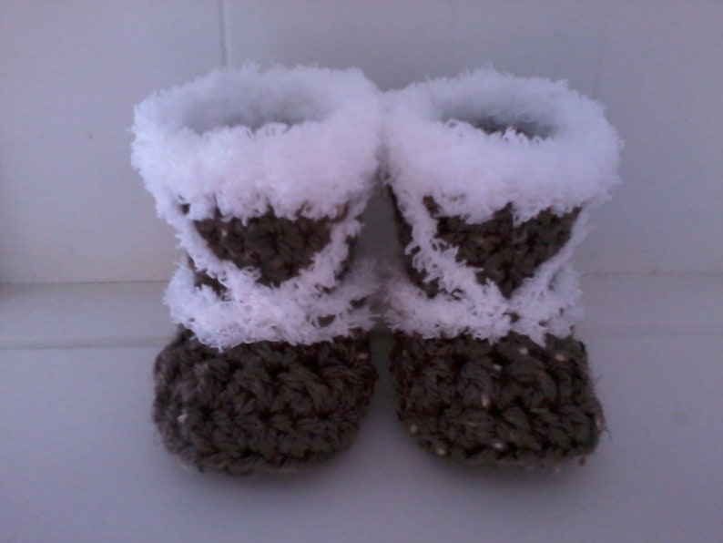 Crochet Pattern North Coast Baby Booties, Eskimo Winter Woodsy Rustic Baby Booties for 0-12 Months image 5