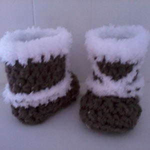 Crochet Pattern North Coast Baby Booties, Eskimo Winter Woodsy Rustic Baby Booties for 0-12 Months image 4