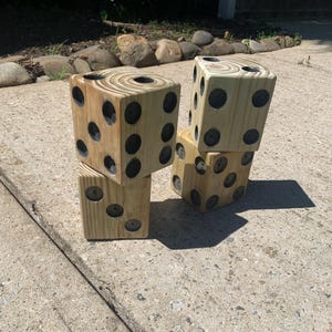 Yard Dice (pairs)