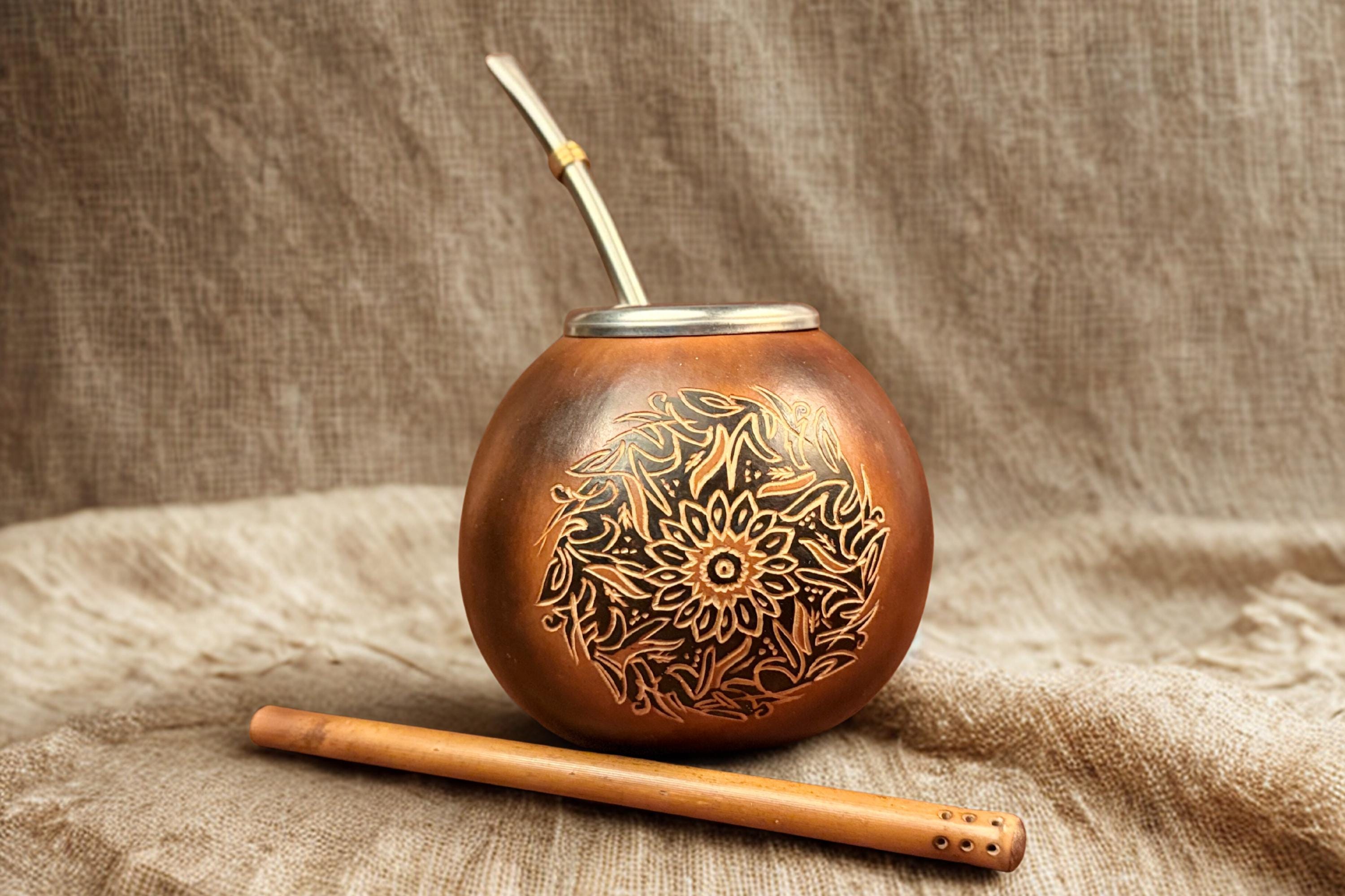 マテ茶カップ 牛角　部分的模様木製茶道具 パラグアイデザイン マテ茶カップ - Etsy 日本