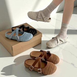 Woven Mules: Retro Closed Toe Slip-On Flats - Spring & Autumn