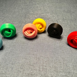 Żyroskopowy spinner drukowany w 3D – kinetyczna zabawka sensoryczna | Hipnotyczny gadżet na biurko | Prezent na stres