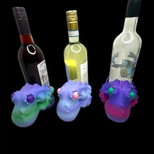 3D-Printed Octopus Wine Bottle Holder: Nautical Ocean Decor