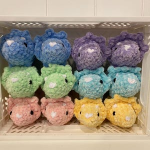 Crochet Triceratops Plushie – Handmade Dinosaur Toy – Amigurumi Dino Gift