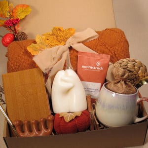 Fall Gift for Her,  Hug in a Box, Comfort Gift BasketFor Women, Care Package, Hygge Gift Box, Cozy Blanket Gift, Thinking of You Gift