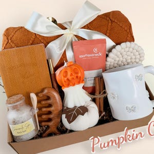 Fall Gift For Her, Halloween Gift, Hug in a Box, Appreciation Gift,Care Package for Her , Cozy Blanket, Gift for Women, Gift for Friends