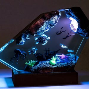 Octopus Diver Resin Lamp: Handmade Ocean Diorama Night Light
