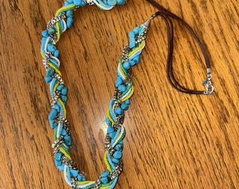 Collar trenzado de cuentas turquesas de J. Jill, tono plateado, múltiples hebras, estilo bohemio occidental.