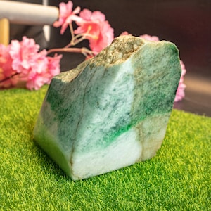 Rare Triangular Natural Burmese Jadeite – 996g Certified Grade A Raw & Polished Jade Stone for Display, Carving, Feng Shui Healing, Stone