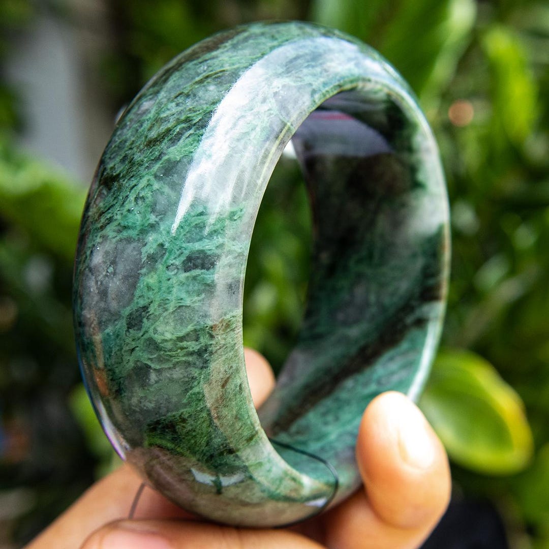 Burmese Jadeite Bangle: Hand-carved Luck Amulet - Moss-in-snow Pattern ...