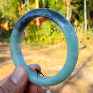 58 mm natürlicher Grad A burmesischer Jadeit Jade Armreif - Weicher Blaugrün-Ton, glattes rundes, unbehandeltes echtes Jade-Armband