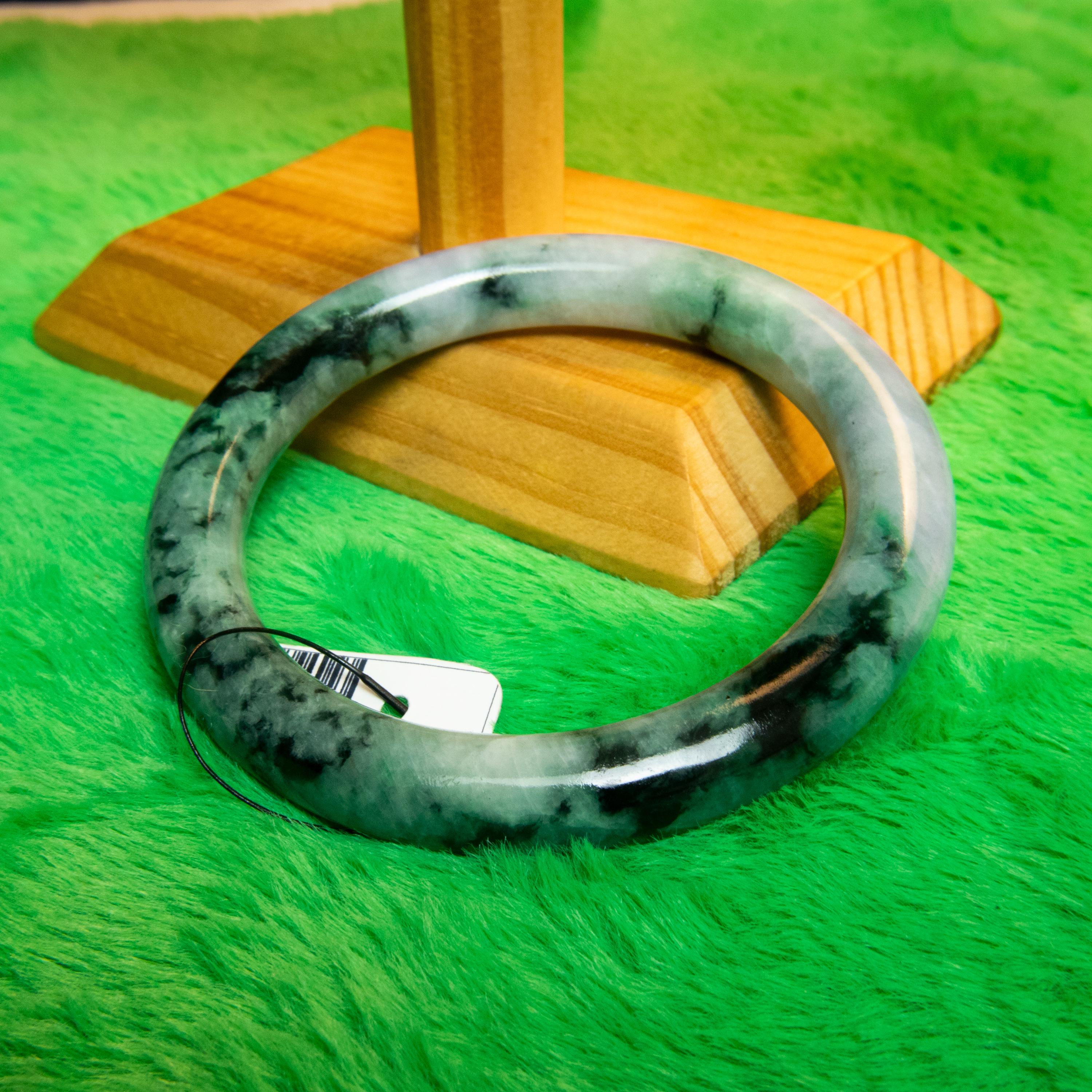 63mm 手作りビルマ産翡翠ブレスレット バングル グレードA モス 