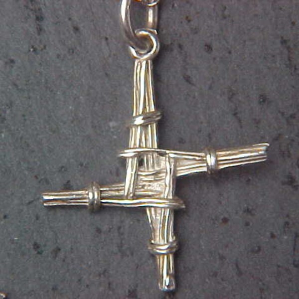Pendentifs croix irlandaise St Brigid ou St BRIDGIT coulés en argent sterling Design protégé par les droits d'auteur KAM