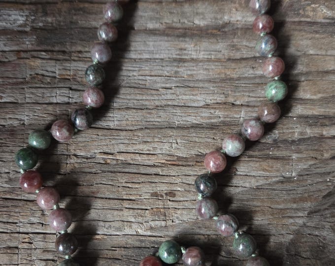 GREEN OPAL Chakra Necklace All Natural Semi-Precious Stones Healing Metaphysical