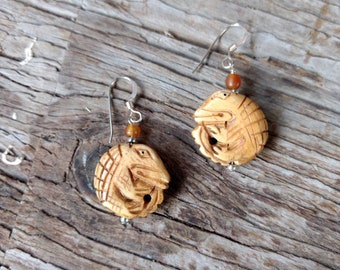 SALE: Fun ALLIGATOR CROCODILE Carved Bone Golden Horn Sterling Silver Earrings