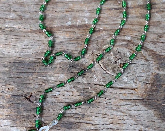 SALE: GREEN LINKED Silver Glass Beads Eyeglass Chain