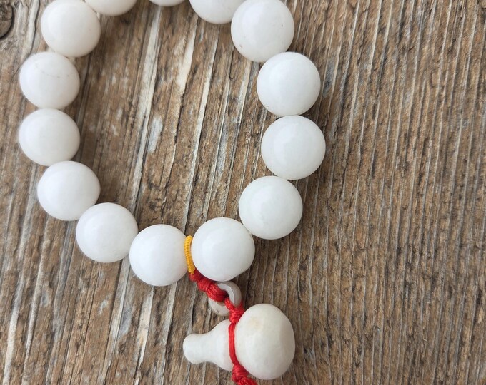 WHITE JADE Green Chakra Stretch Bracelet All Natural Semi-Precious Stones Healing Metaphysical