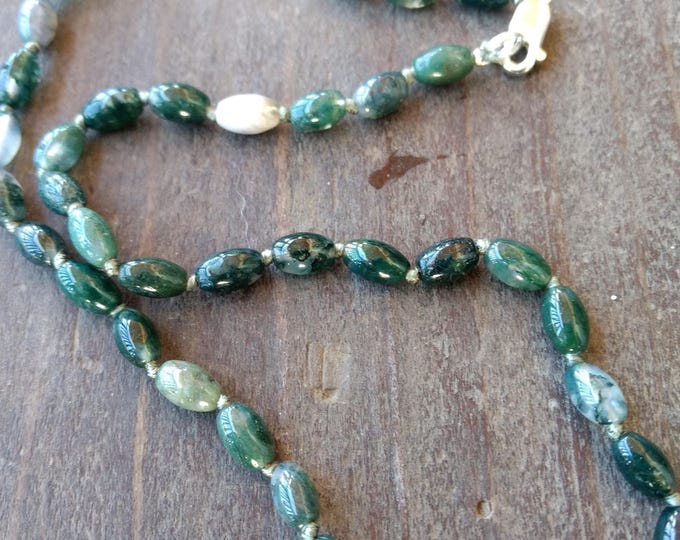 MOSS AGATE Knotted Beaded NECKLACE