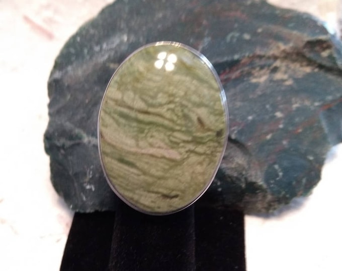 Lt. GREEN BANDED Jasper Stone STATEMENT Ring Sterling Silver Size 8