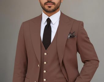 Bruin driedelig pak: moderne elegantie