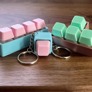 Clicky Keyboard-Switch Fidget Keychain