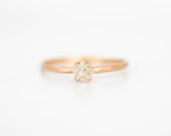 PRINCESS Diamond ENGAGEMENT ring, 18K GOLD