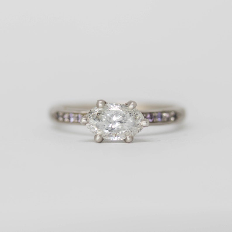 1.01 CARAT diamond engagement ring, EMPRESS SETTING, Platinum image 1