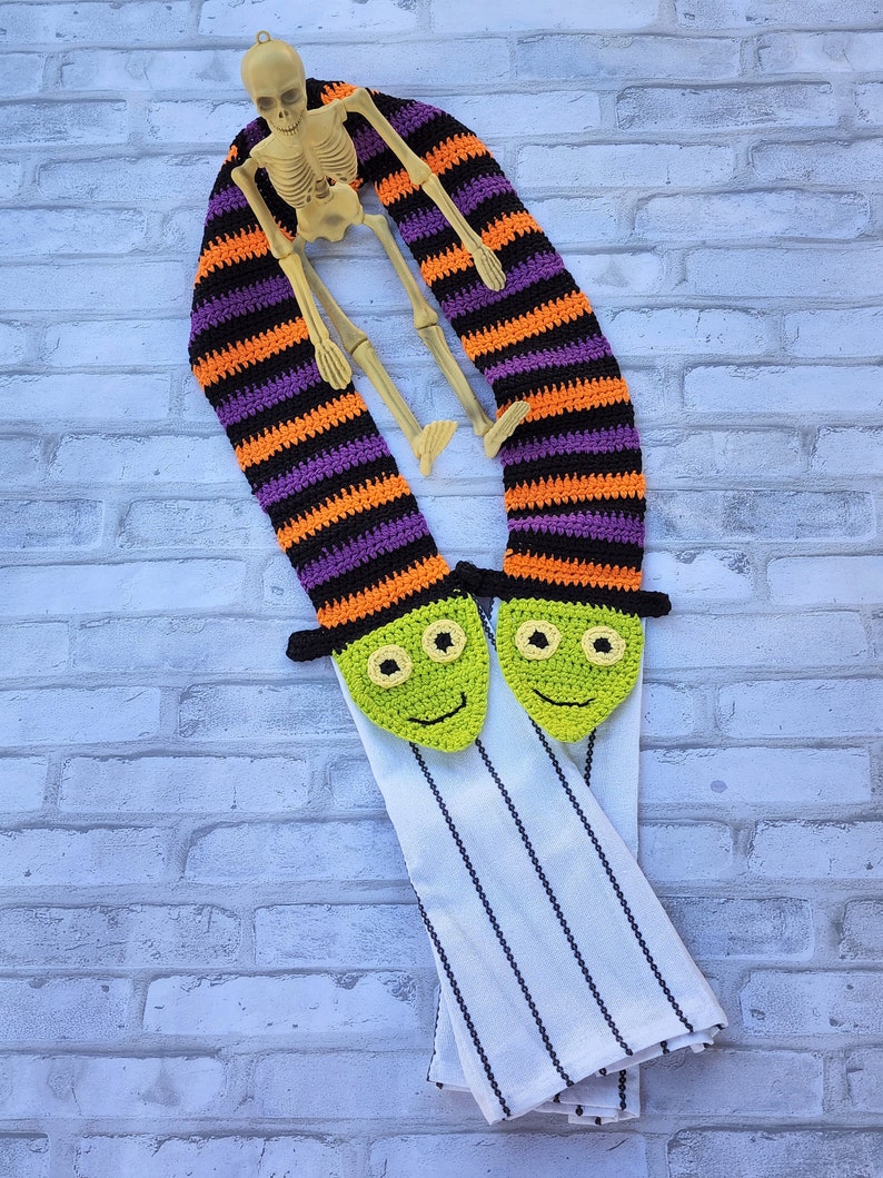 Witch Kitchen Boa Crochet Pattern, Witchy Kitchen Decor Etsy