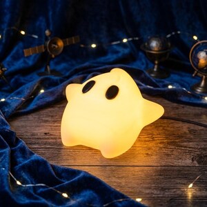 Super Mario Galaxy Luma Lamp – Night Light for Kids & Gaming Fans