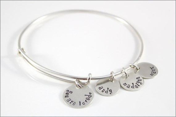 Silvertone Number 9 Aunt You Are Loved Circle Bracelet 8