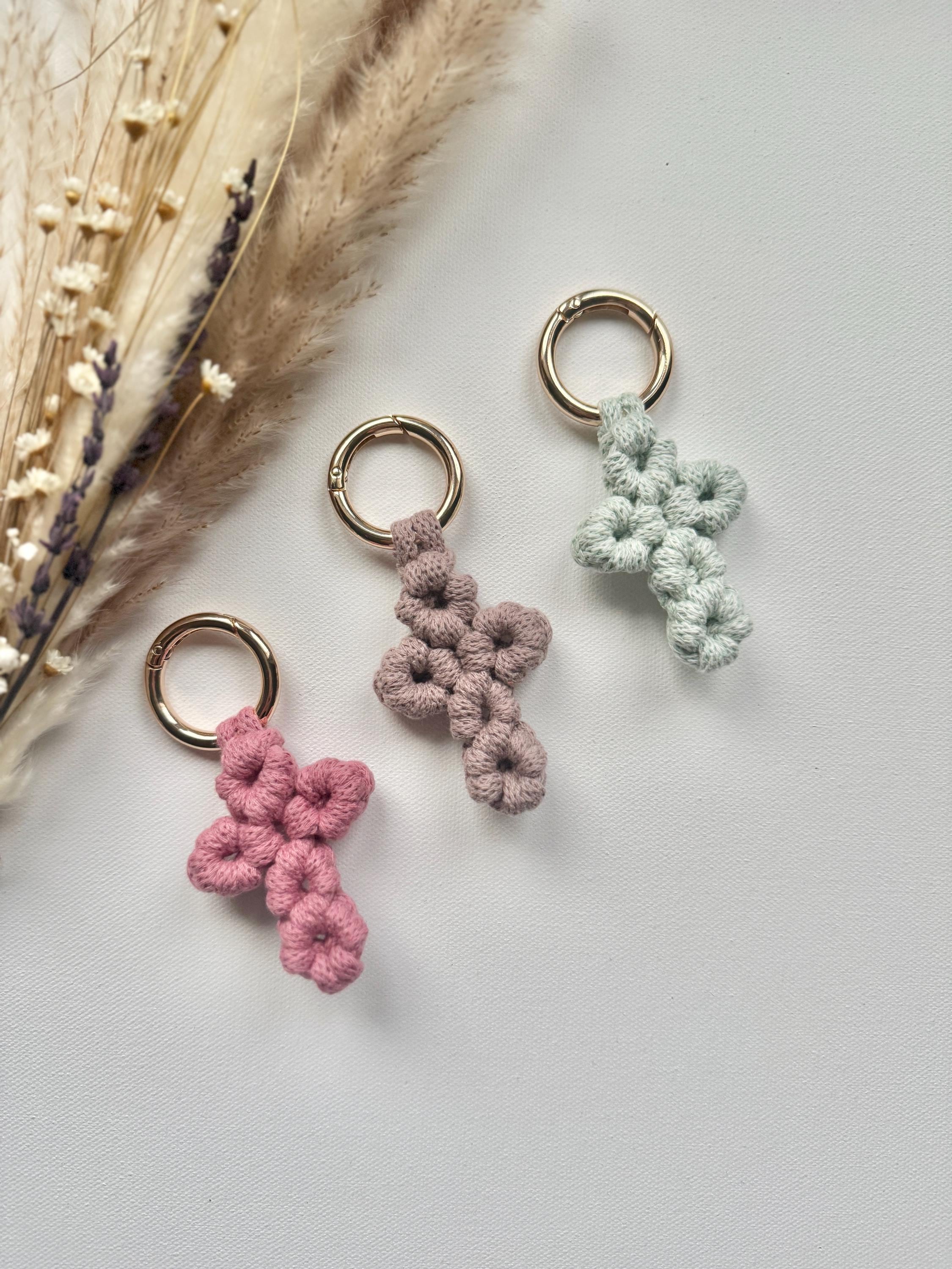 Macramé Cross Keychain – Baptism Gift, Christian Gift - Etsy