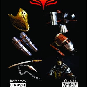 Può includere: Una collezione di oggetti cosplay, tra cui una maschera d'oro, pezzi di armatura in metallo e una katana con una catena e un kunai. L'immagine presenta anche un logo e codici QR per Instagram e YouTube.