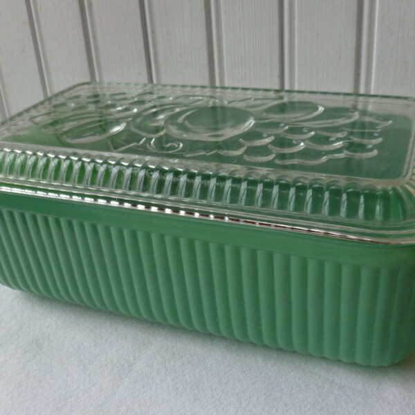 Refrigerator Dish & Lid, Large. Jadeite Green, Fired On. Vintage 1940s. Federal Glass. Fruit Lid. Cottage Kitchen Decor. Storage Container.