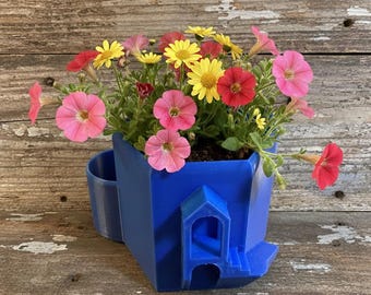 Greek Style Garden Self-Watering Planter