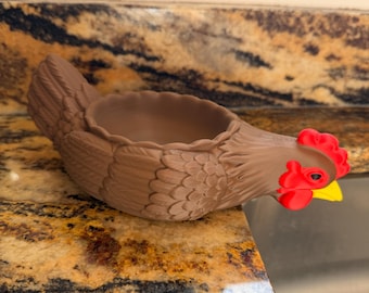 3D Printed Hen Soap Dish - Farmhouse Kitchen Decor - Chicken Shaped Soap Holder - Rustic Bathroom Accessory - Unique Gift for Chicken Lovers