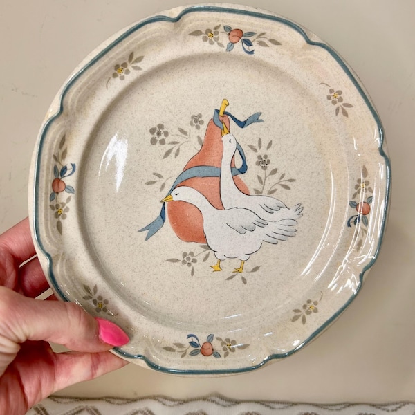 Vintage Marmalde Goose Dinnerware