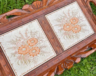 Bandeja decorativa de madera y azulejos tallada de estilo vintage