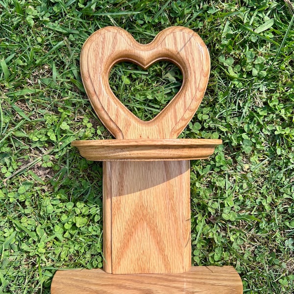 Vintage Heart Shelf: 4-Tier Display