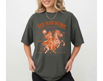 Vintage Halloween Skeleton Cowgirl Shirt, Yee-Haw Or Die 70s Western Tee, Spooky Retro Comfort Colors T-Shirt, Creepin It Real Shirts