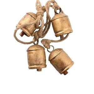 4 Rusty Tin Cow Bells, Christmas Cluster Bells on Rope, Harmony Cow Bells Decor, Hanging Farmhouse Bells, Rustic Christmas Tree Ornaments