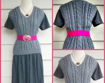 Vintage Vest - XS - Hand Knit V-Neck Wool Blend Sweater Vest Men's Women's Layering Piece - Cable Knit Sweater Pullover