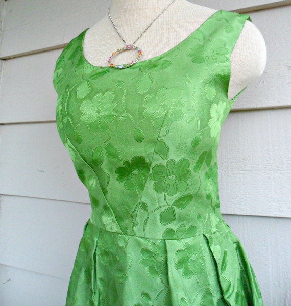 1950's Brocade Evening Gown - Modern Size 2 - Ful… - image 4