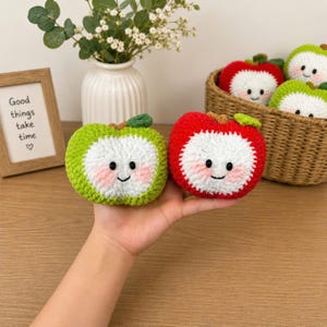 Süsser Häkelapfel Plüsch | Handgemachte Kawaii Apfel Amigurumi | Rot & Grün Apfel Dekor | Weiches Obst Plüsch Geschenk | Kinderzimmer Dekor