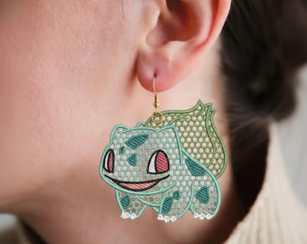 FSL Bisasam Pokemon Ohrringe, Maschinenstickerei, Pikachu Stickdatei, Anime Schmuck Muster, 3 Größen, Instant Download
