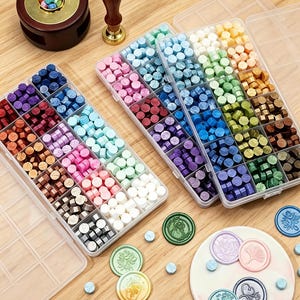 Set mit 18 Siegelwachsperlen in verschiedenen Farben, sortiert für Wachssiegelstempel, mehrfarbiges Siegelwachs-Set für Hochzeitseinladungen und Umschläge