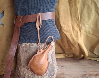 Handmade Leather Pilgrim Flask, 250ml Viking Canteen, Vegetable Tanned Bushcraft Water Bottle