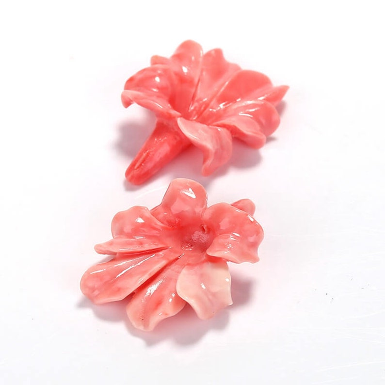 H7124 5.2g Pink Conch Shell Carved Flowers Earrings,33x25x9mm