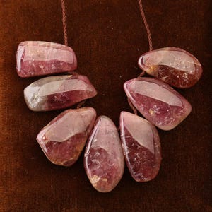 Natural Pink Tourmaline Irregular Teardrop Beads Set, Gradient Pink Gemstone Charms for Necklaces,22x13x7mm-26x14x6mm,30g-Q240